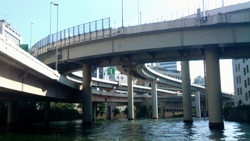 江戸橋ジャンクションと日本橋川